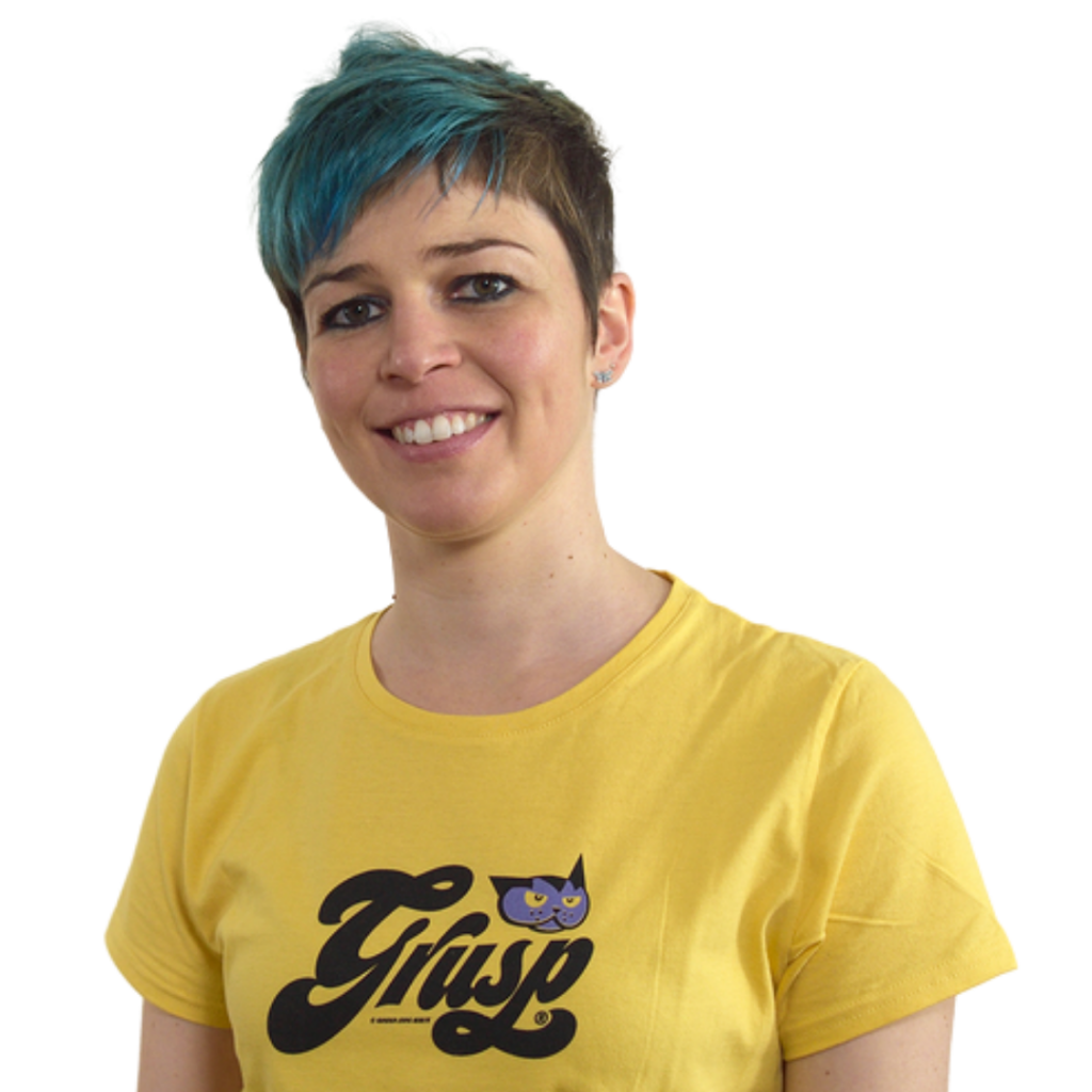 Giulia Tosato ragazza con maglietta gialla grusp, capelli blu corti